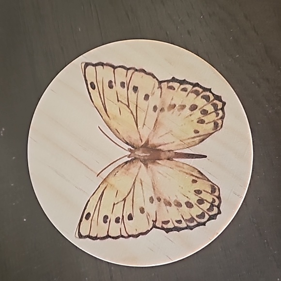 Butterfly Flower Candle 26.50 oz 753 g - Picture 2 of 7